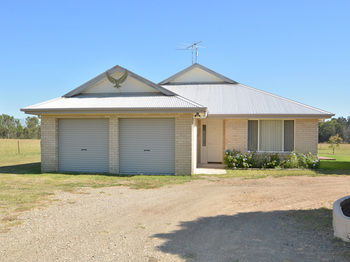 Madigan Wine Country Cottages - Broome Tourism 45