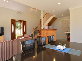 Madigan Wine Country Cottages - Broome Tourism 57