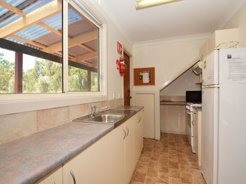 Madigan Wine Country Cottages - Broome Tourism 71