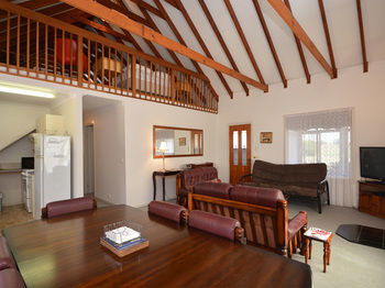 Madigan Wine Country Cottages - Broome Tourism 80