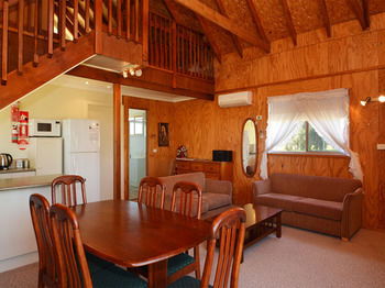 Madigan Wine Country Cottages - Broome Tourism 81