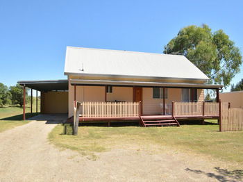 Madigan Wine Country Cottages - Broome Tourism 93