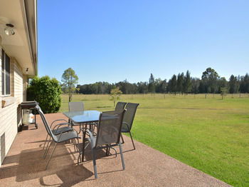 Madigan Wine Country Cottages - Broome Tourism 101