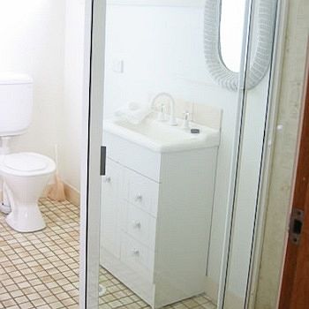 Madigan Wine Country Cottages - Broome Tourism 1