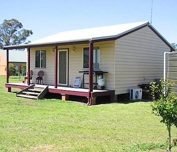 Madigan Wine Country Cottages - Broome Tourism 3
