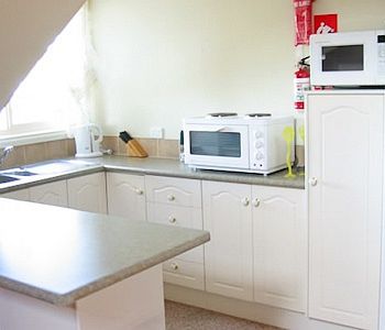 Madigan Wine Country Cottages - Broome Tourism 8