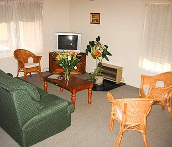 Madigan Wine Country Cottages - Broome Tourism 11