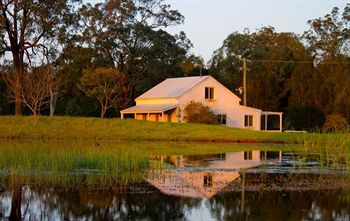 Madigan Wine Country Cottages - Broome Tourism 18