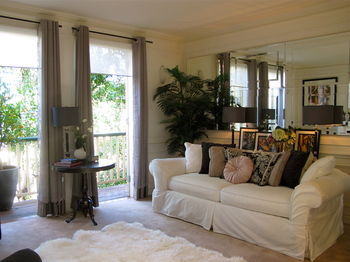Andre's Mews Luxury Serviced Apartments - Broome Tourism 5