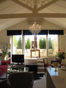 Andre's Mews Luxury Serviced Apartments - Broome Tourism 20
