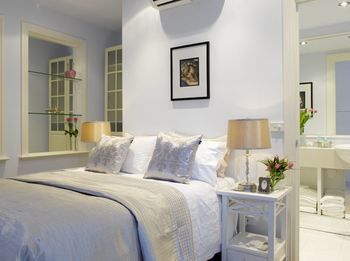 Andre's Mews Luxury Serviced Apartments - Broome Tourism 27