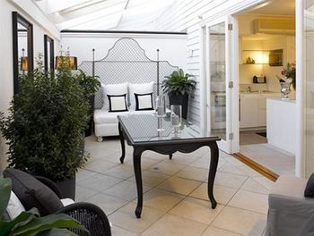 Andre's Mews Luxury Serviced Apartments - Broome Tourism 28