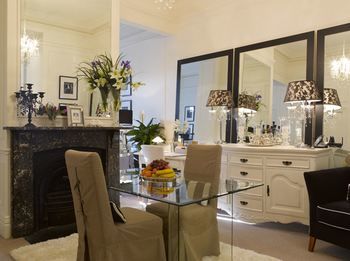 Andre's Mews Luxury Serviced Apartments - Broome Tourism 57