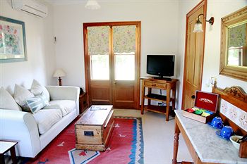 Carriages Boutique Hotel - Broome Tourism 9