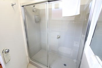 Drummond Apartments Services - Broome Tourism 5