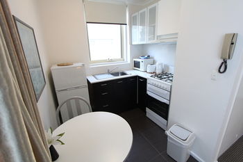 Drummond Apartments Services - Broome Tourism 16