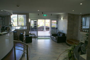 Beachside Resort - Kawana Waters - Broome Tourism 16