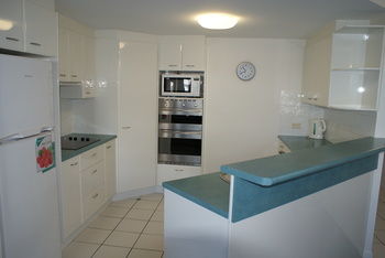 Beachside Resort - Kawana Waters - Broome Tourism 19