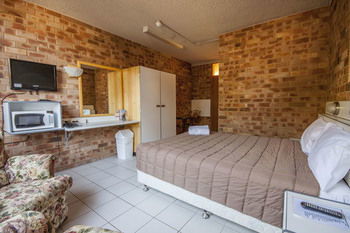 Marco Polo Motor Inn Sydney - Broome Tourism 1