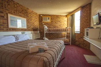 Marco Polo Motor Inn Sydney - Broome Tourism 5