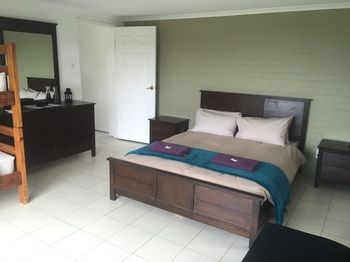 Sinclairs Country Retreat - Broome Tourism 21