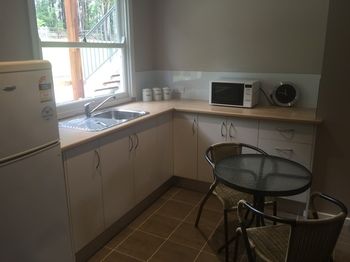 Sinclairs Country Retreat - Broome Tourism 36