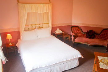 Hotel Avonleigh - Broome Tourism 24
