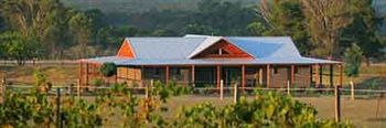 Lilies Luxury Retreats - Broome Tourism 4