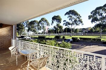 The Hermitage Motel - Broome Tourism 12