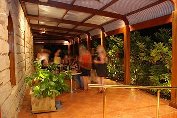 The Hermitage Motel - Broome Tourism 15