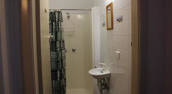 Burwood Bed And Breakfast - Broome Tourism 15