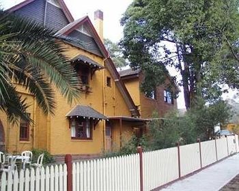 Burwood Bed And Breakfast - Broome Tourism 1