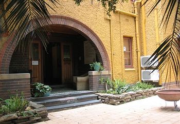 Burwood Bed And Breakfast - Broome Tourism 2