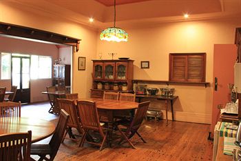 Burwood Bed And Breakfast - Broome Tourism 10