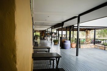 Pokolbin Village - Broome Tourism 16