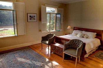 Tizzana Winery Bed & Breakfast - Broome Tourism 12