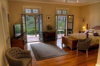 Tizzana Winery Bed & Breakfast - Broome Tourism 13
