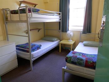 Eva's Backpackers - Broome Tourism 5