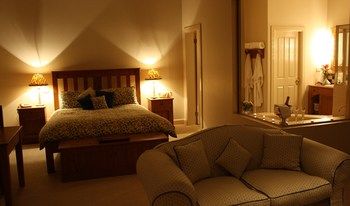 Strathearn Park Lodge - Broome Tourism 13
