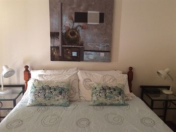 Australian Home Away @ Doncaster Andersons Creek 2 - Broome Tourism 1