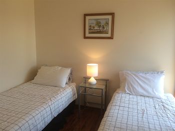 Australian Home Away @ Doncaster Andersons Creek 2 - Broome Tourism 5