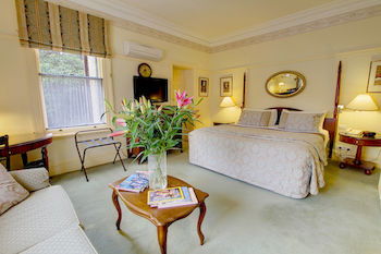 Simpson Of Potts Point - Broome Tourism 3