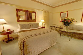 Simpson Of Potts Point - Broome Tourism 4