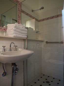 Simpson Of Potts Point - Broome Tourism 29