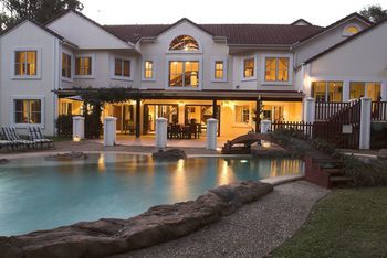 Kingfishers Manor @ Noosa - Broome Tourism 13