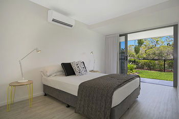 Jacaranda Noosa - Broome Tourism 11