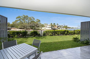 Jacaranda Noosa - Broome Tourism 29