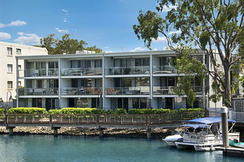 Jacaranda Noosa - Broome Tourism 57