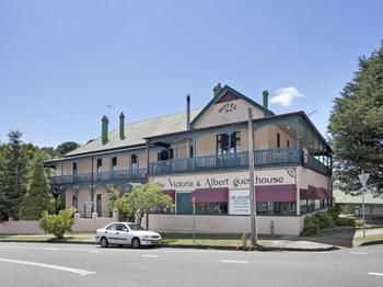 The Victoria & Albert Guesthouse - Broome Tourism 0