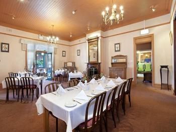 The Victoria & Albert Guesthouse - Broome Tourism 8